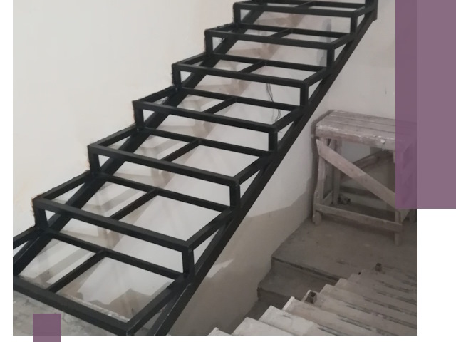 Демонтаж лестниц на металлокаркасе в Сегеже: быстрый вывоз и разбор