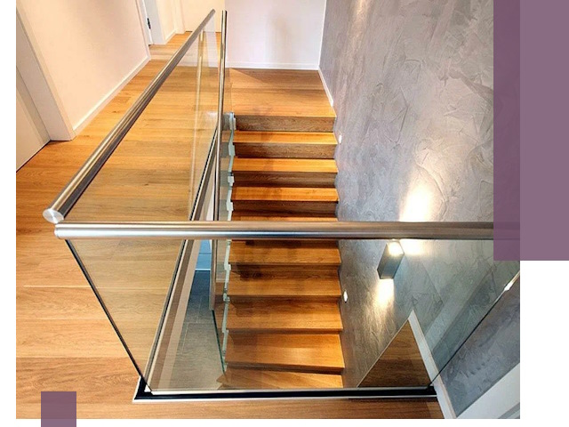 Перила для лестницы в доме — изготовление и монтаж в Сегеже