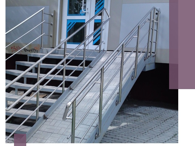 Пандус на крыльцо под ключ в Сегеже: монтаж и изготовление