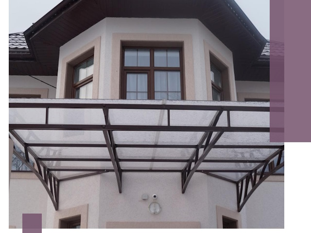 Козырьки из поликарбоната под ключ в Сегеже