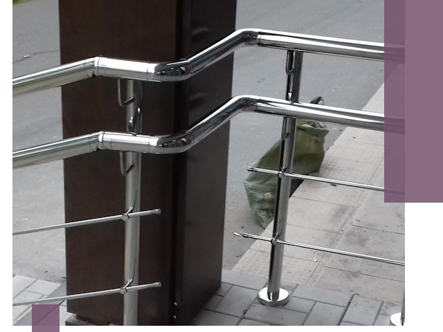 Монтаж поручней из нержавеющей стали в Сегеже качественно и быстро